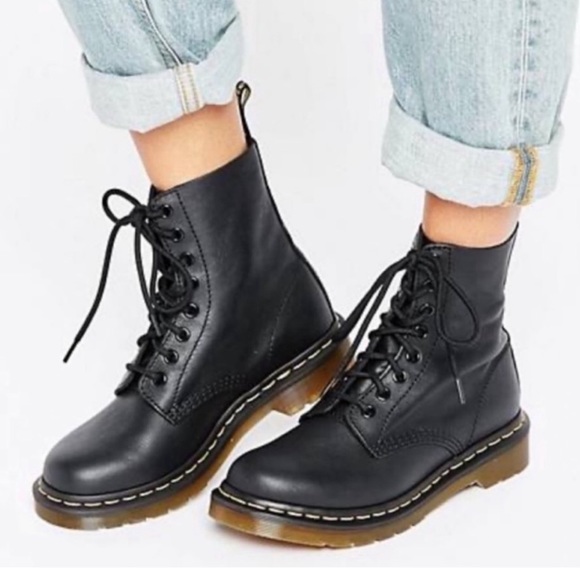 Dr. Martens Original 1460 8 Eye Boots - Picture 11 of 11